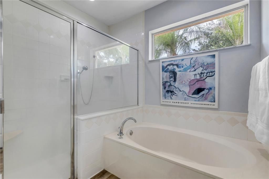 For Sale: $569,000 (3 beds, 3 baths, 2288 Square Feet)
