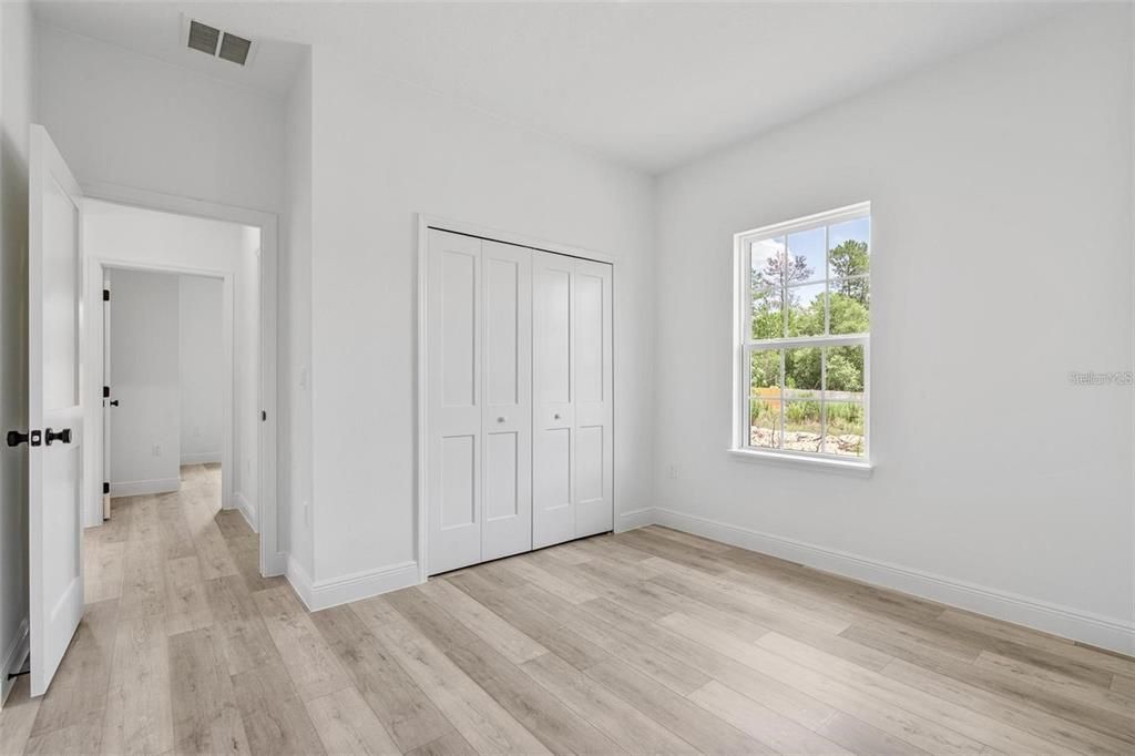 For Rent: $1,900 (4 beds, 2 baths, 1774 Square Feet)