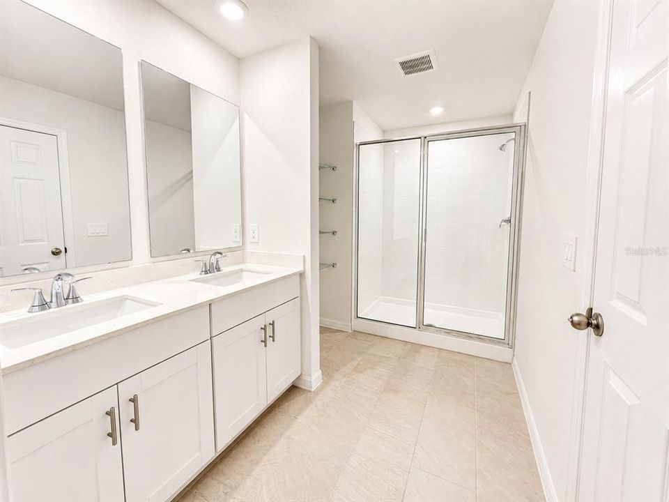 En Renta: $2,400 (3 camas, 2 baños, 1808 Pies cuadrados)
