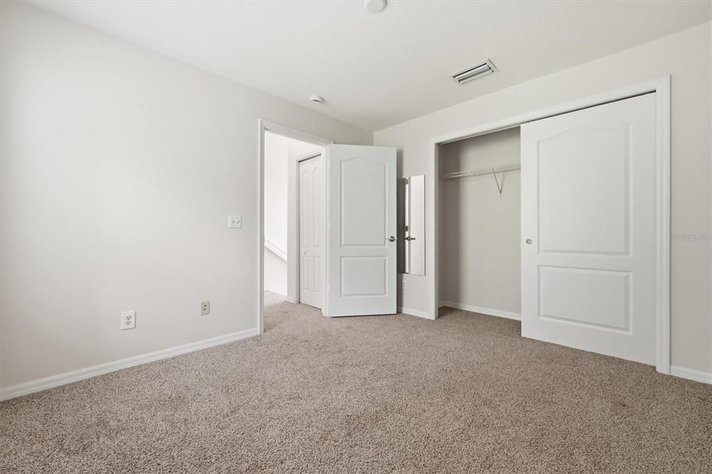 For Sale: $279,000 (3 beds, 2 baths, 1670 Square Feet)