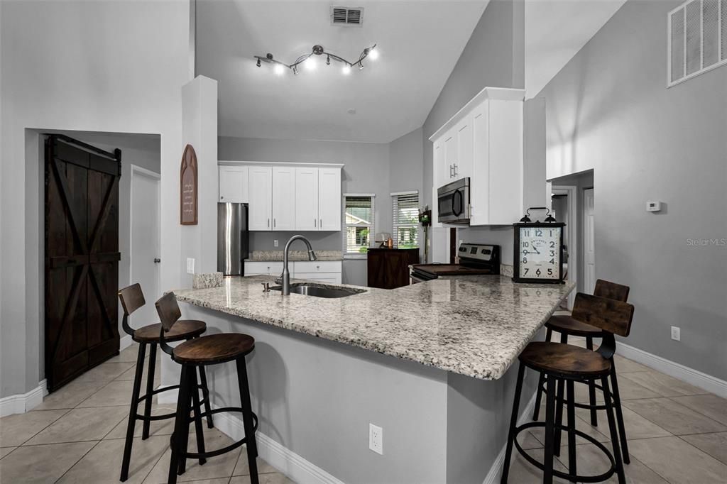 For Sale: $499,900 (4 beds, 2 baths, 1608 Square Feet)