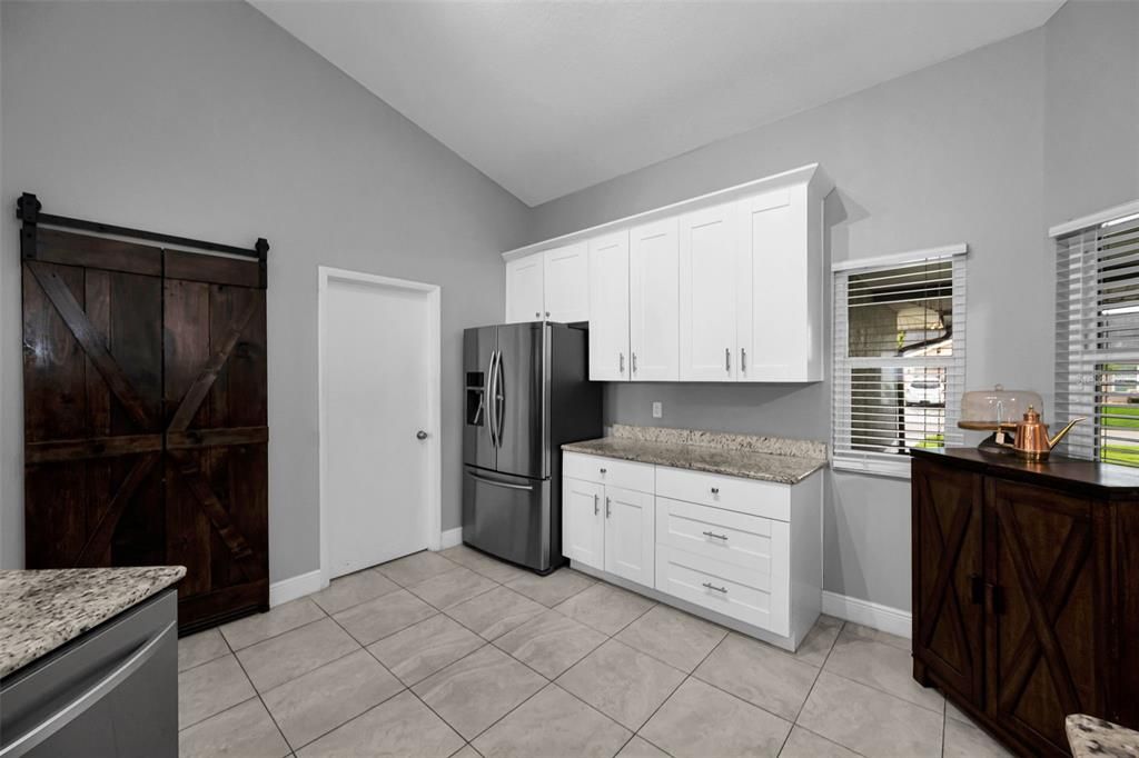 For Sale: $499,900 (4 beds, 2 baths, 1608 Square Feet)