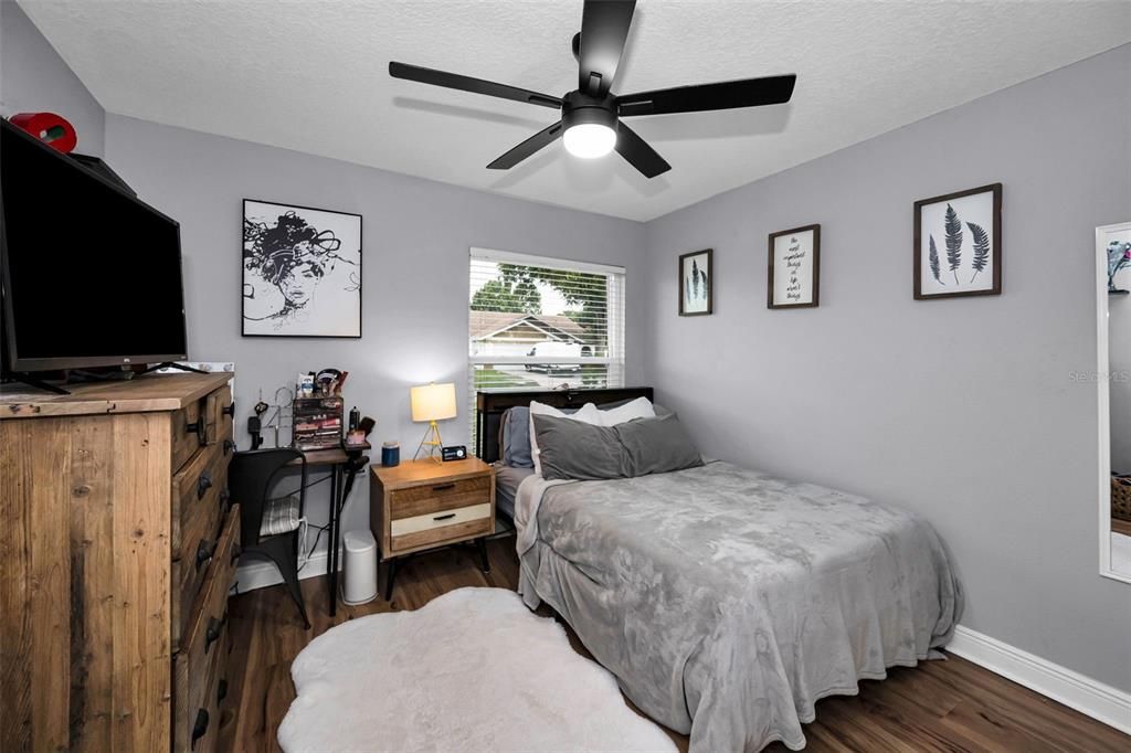 For Sale: $499,900 (4 beds, 2 baths, 1608 Square Feet)