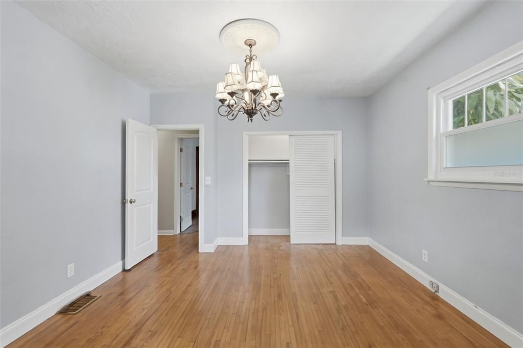 En Venta: $899,000 (7 camas, 4 baños, 3532 Pies cuadrados)