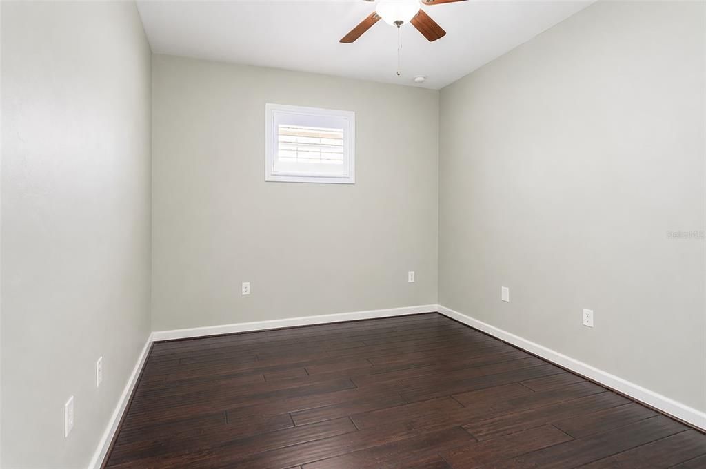 For Sale: $350,000 (3 beds, 2 baths, 1518 Square Feet)