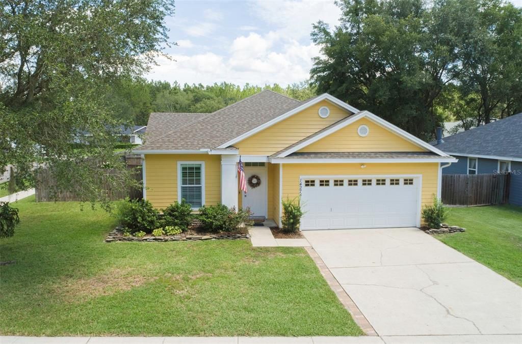 For Sale: $350,000 (3 beds, 2 baths, 1518 Square Feet)