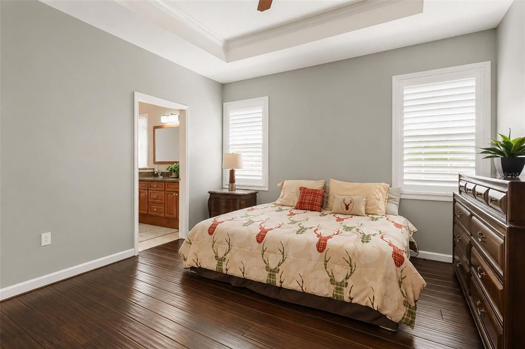 For Sale: $350,000 (3 beds, 2 baths, 1518 Square Feet)