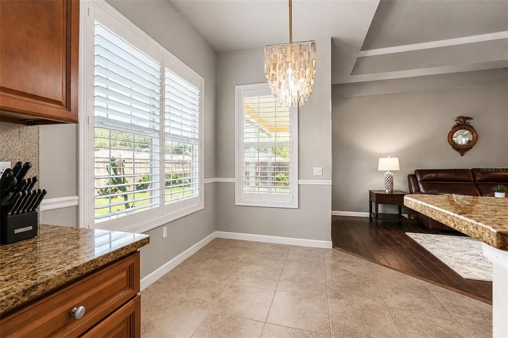 For Sale: $350,000 (3 beds, 2 baths, 1518 Square Feet)