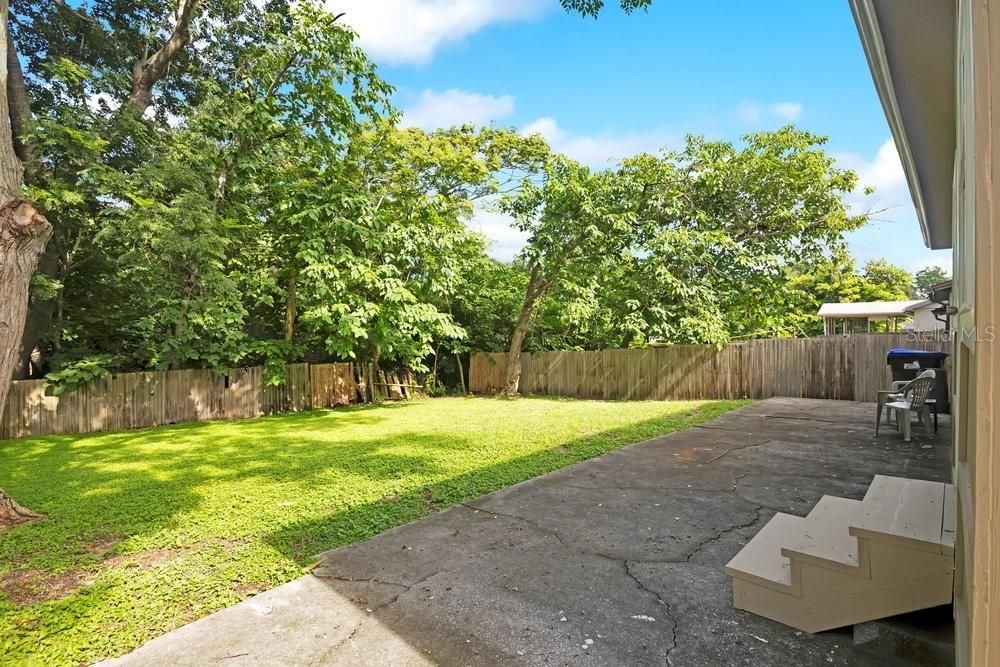 For Sale: $285,000 (2 beds, 1 baths, 800 Square Feet)