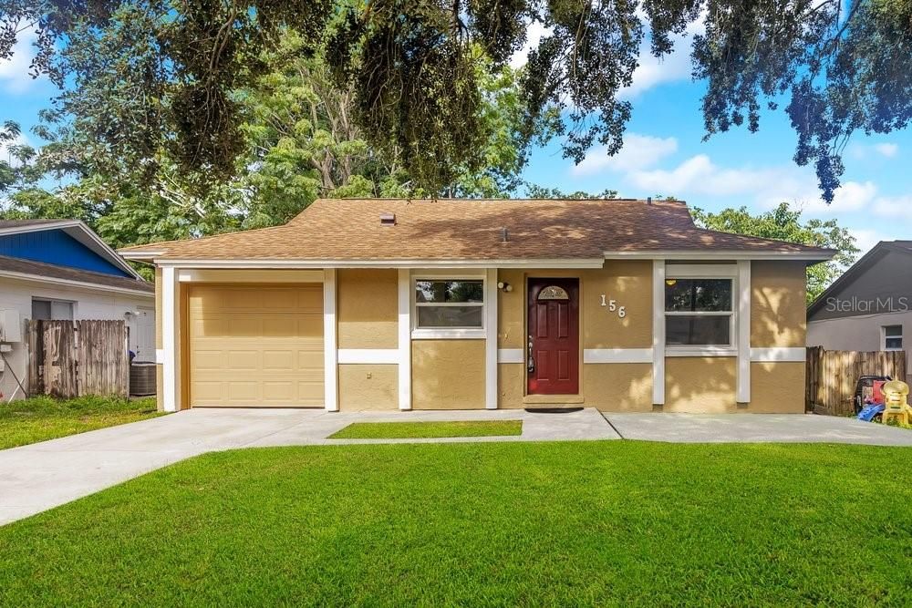 For Sale: $285,000 (2 beds, 1 baths, 800 Square Feet)