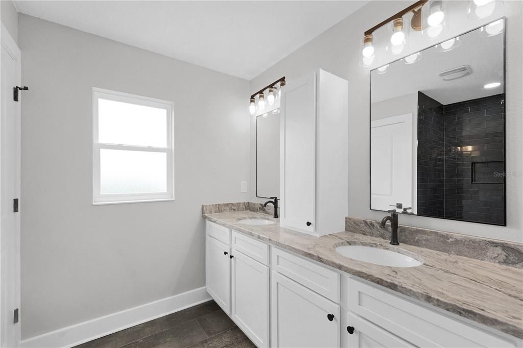 For Sale: $478,500 (3 beds, 2 baths, 1543 Square Feet)