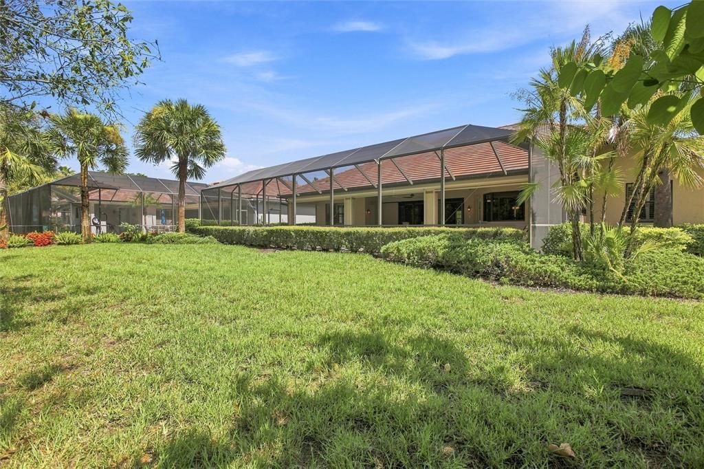 For Sale: $825,000 (3 beds, 3 baths, 3096 Square Feet)