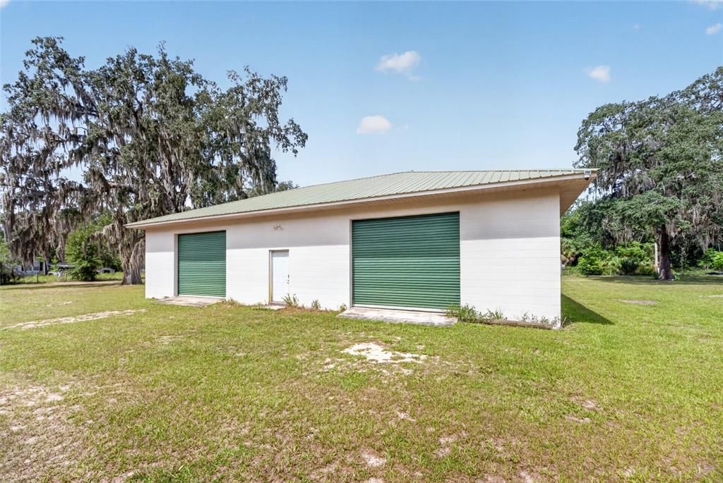 For Sale: $325,000 (3 beds, 2 baths, 1680 Square Feet)