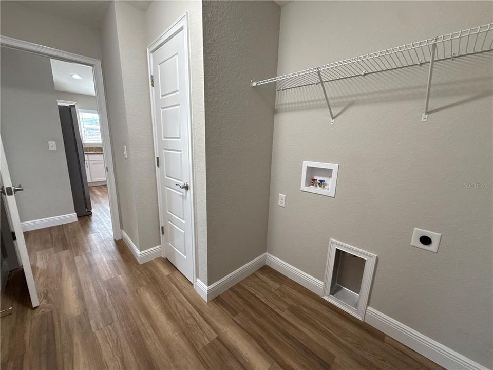For Rent: $1,750 (3 beds, 2 baths, 1450 Square Feet)