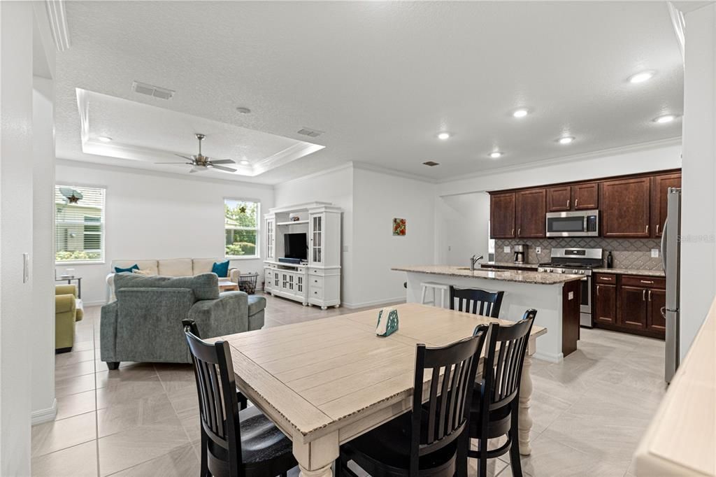 For Sale: $269,900 (3 beds, 2 baths, 1548 Square Feet)