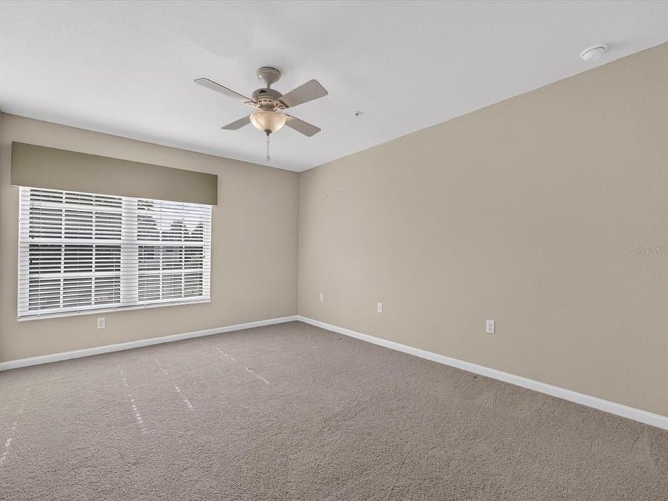 En Venta: $229,999 (2 camas, 2 baños, 1826 Pies cuadrados)