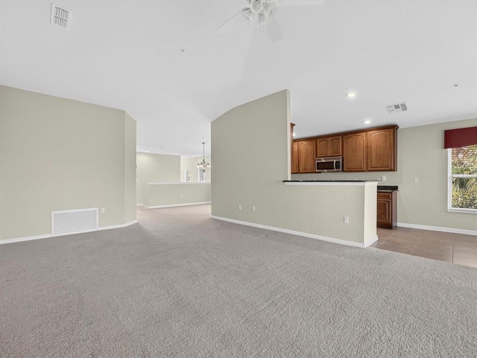 En Venta: $229,999 (2 camas, 2 baños, 1826 Pies cuadrados)