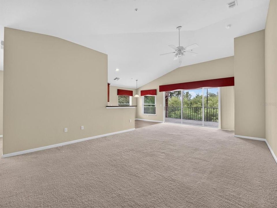 En Venta: $229,999 (2 camas, 2 baños, 1826 Pies cuadrados)