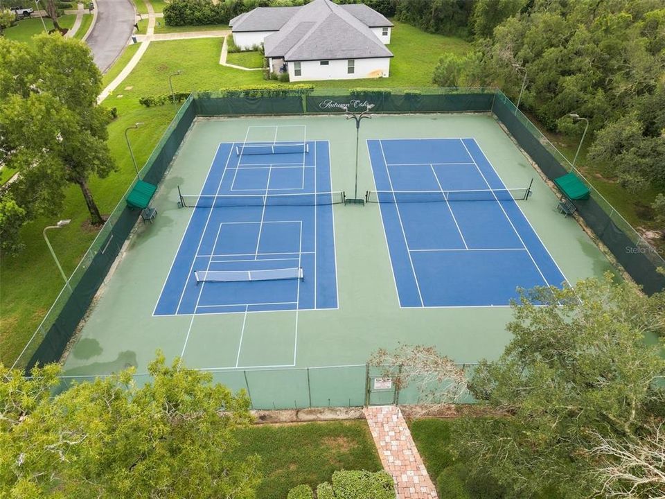 En Venta: $495,000 (3 camas, 3 baños, 2515 Pies cuadrados)