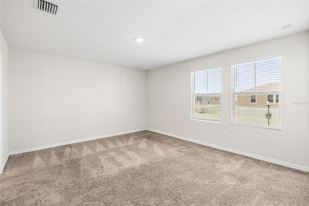 For Sale: $389,000 (4 beds, 2 baths, 2097 Square Feet)