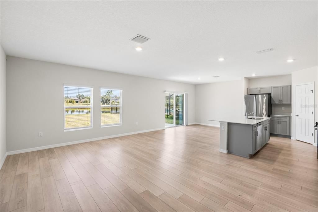 For Sale: $389,000 (4 beds, 2 baths, 2097 Square Feet)
