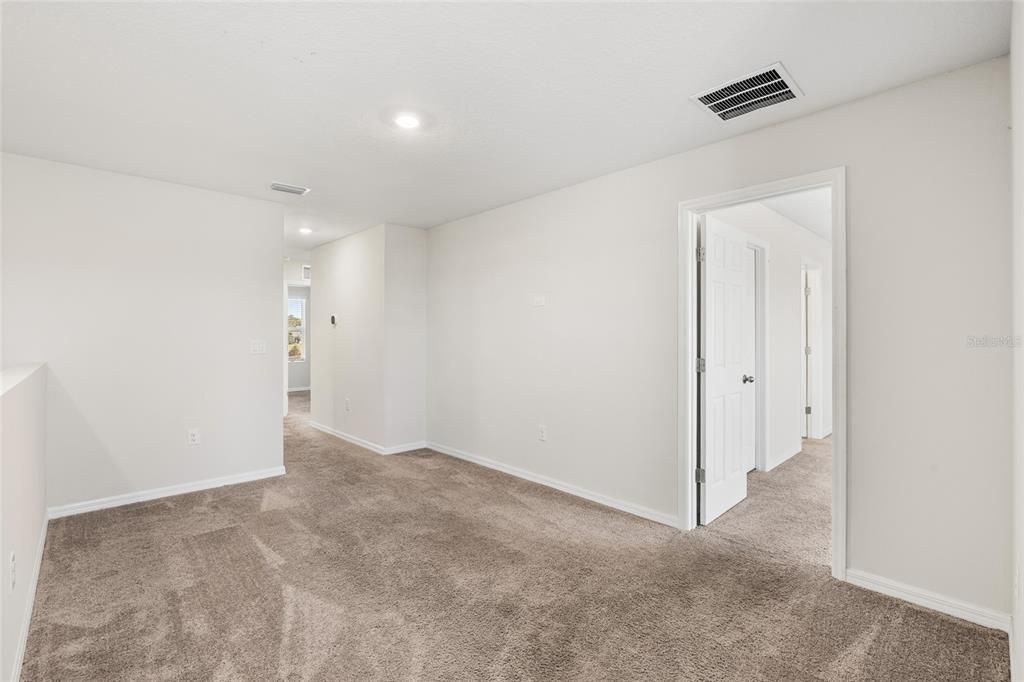 For Sale: $389,000 (4 beds, 2 baths, 2097 Square Feet)