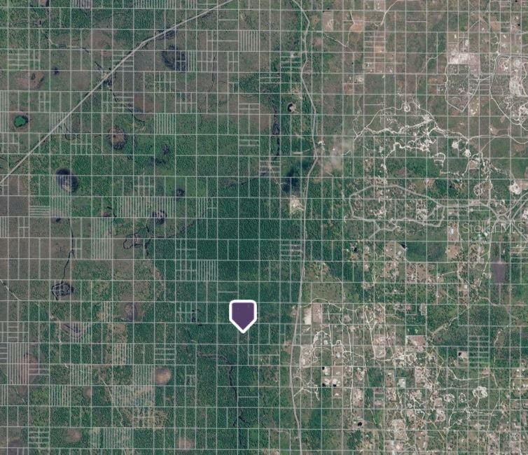 На продажу: $11,500 (1.26 acres)