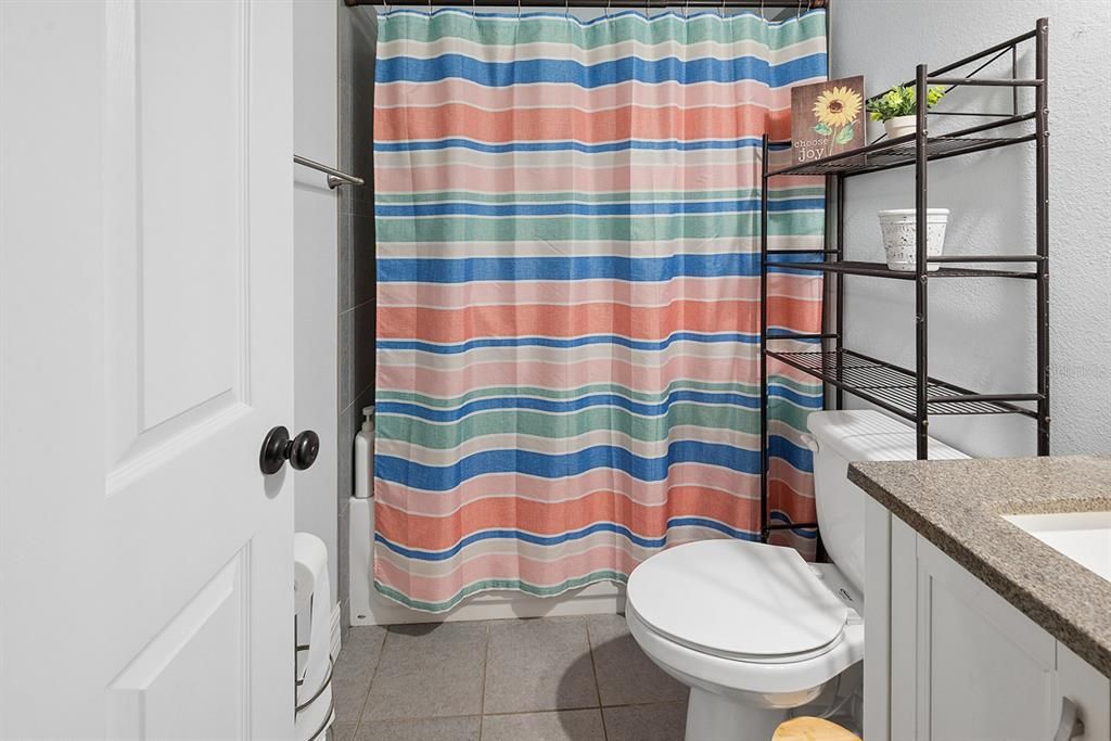 For Sale: $285,000 (3 beds, 2 baths, 1470 Square Feet)