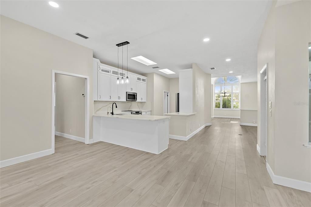 For Sale: $499,000 (3 beds, 2 baths, 2664 Square Feet)