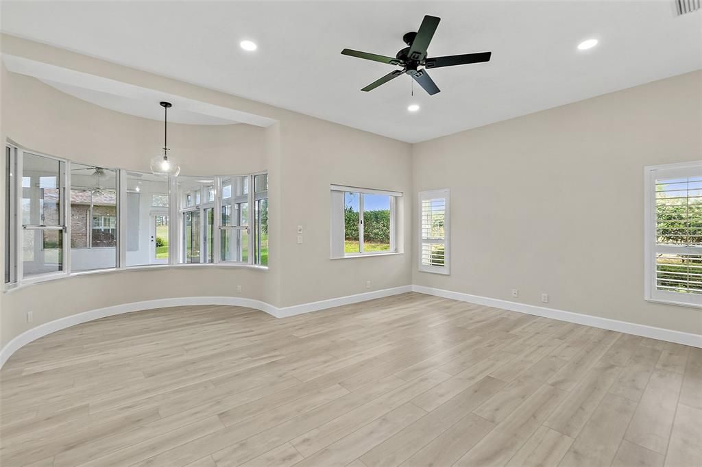 For Sale: $499,000 (3 beds, 2 baths, 2664 Square Feet)