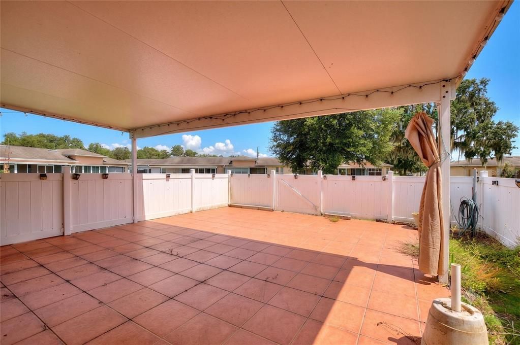 For Sale: $95,000 (1 beds, 1 baths, 648 Square Feet)
