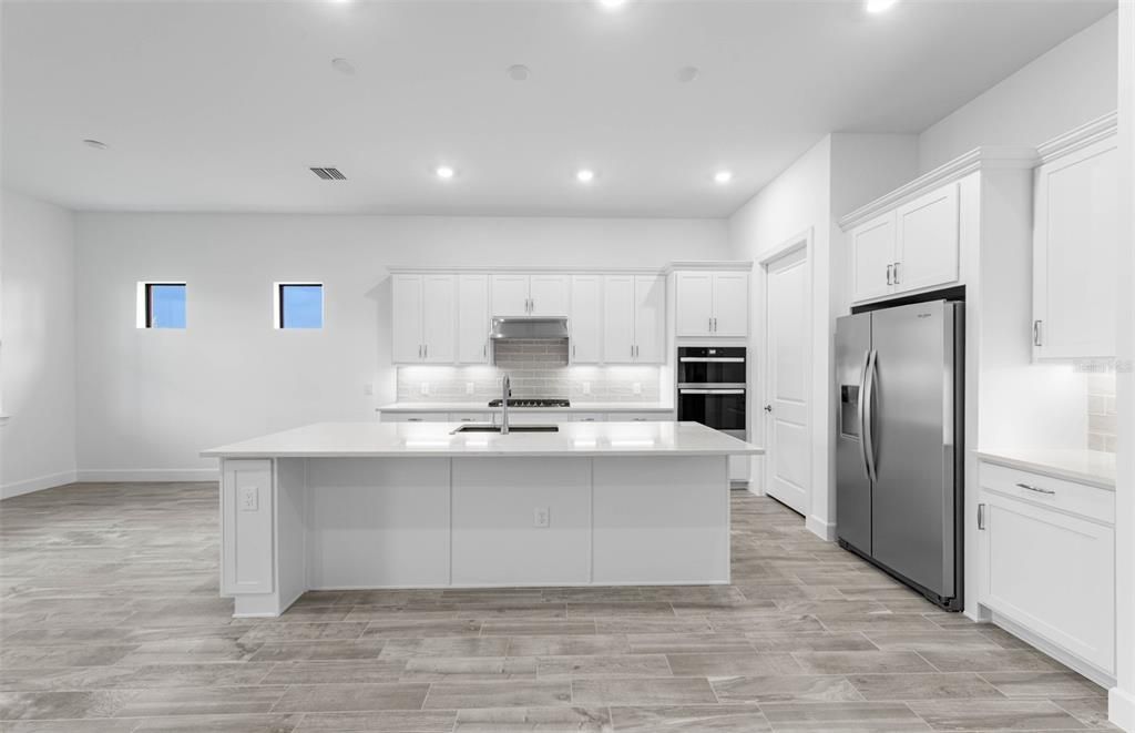 For Sale: $651,990 (2 beds, 2 baths, 2080 Square Feet)
