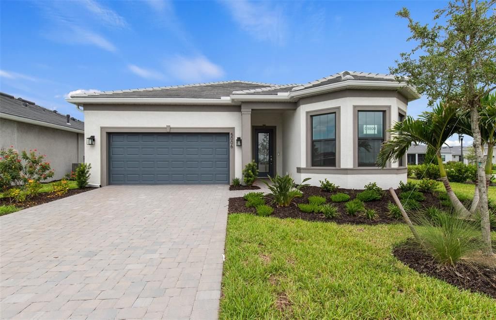 For Sale: $651,990 (2 beds, 2 baths, 2080 Square Feet)
