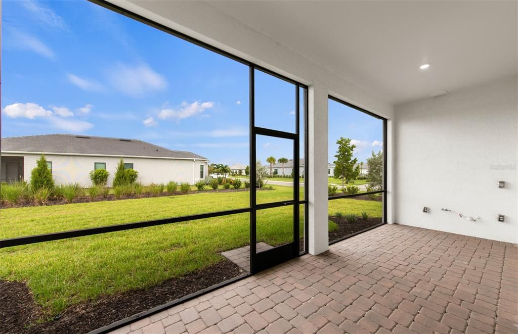 For Sale: $651,990 (2 beds, 2 baths, 2080 Square Feet)