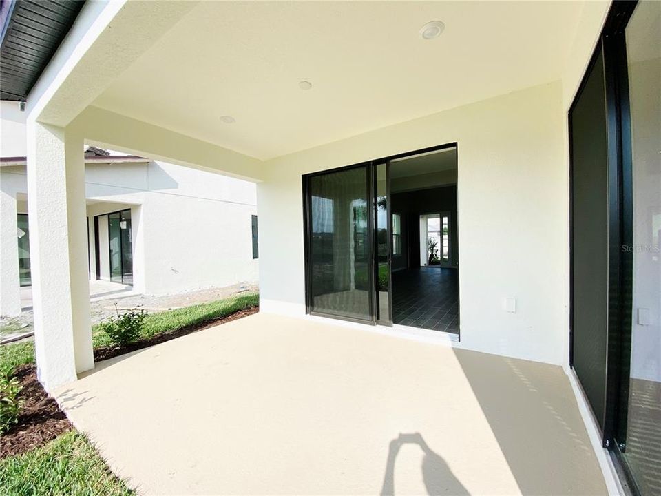 For Rent: $3,595 (4 beds, 3 baths, 2196 Square Feet)