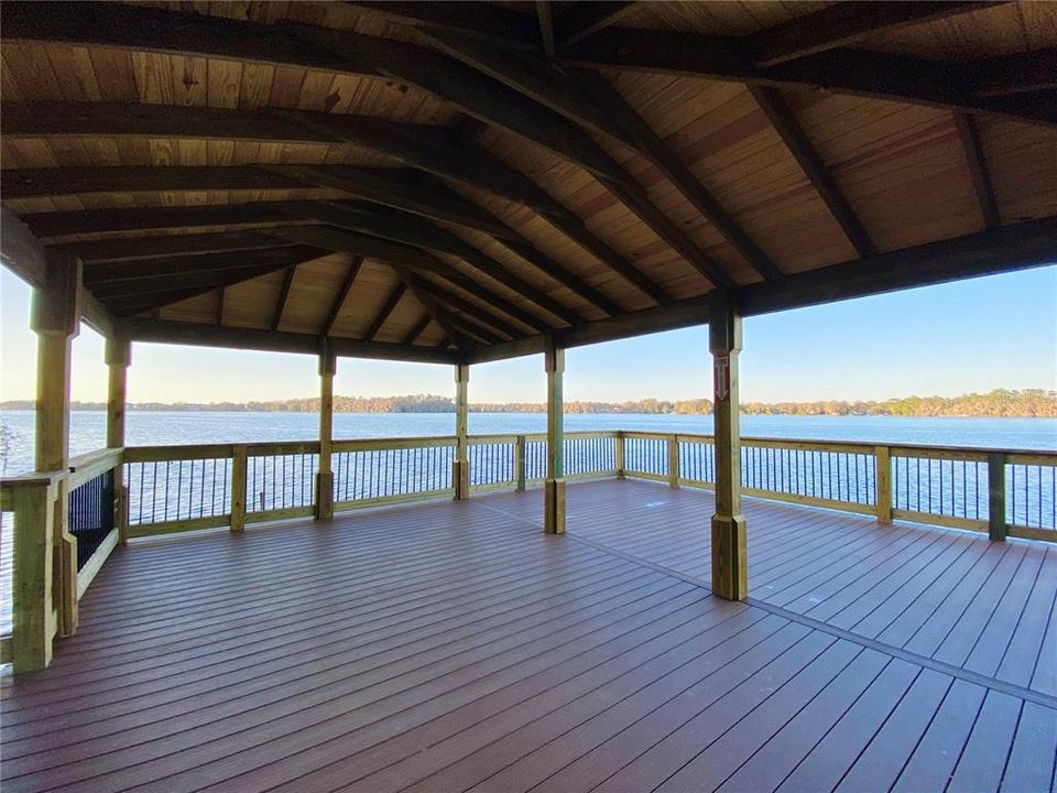 For Rent: $3,595 (4 beds, 3 baths, 2196 Square Feet)