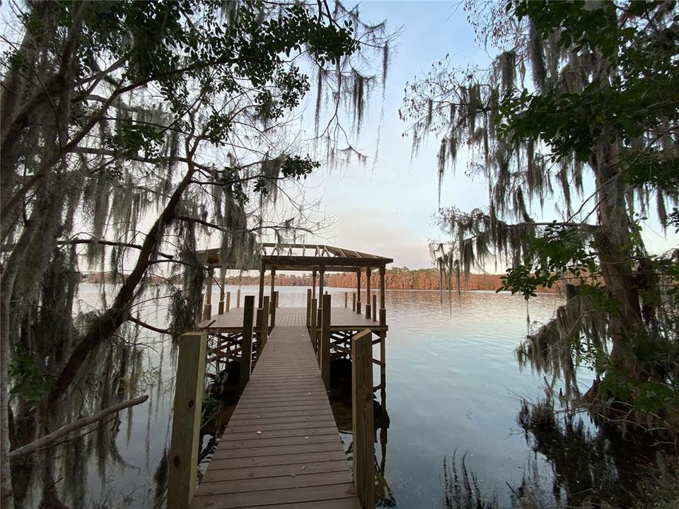 For Rent: $3,595 (4 beds, 3 baths, 2196 Square Feet)