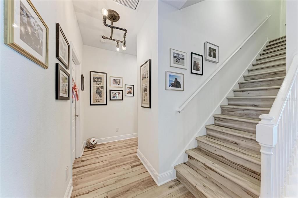 For Sale: $780,000 (5 beds, 4 baths, 3100 Square Feet)