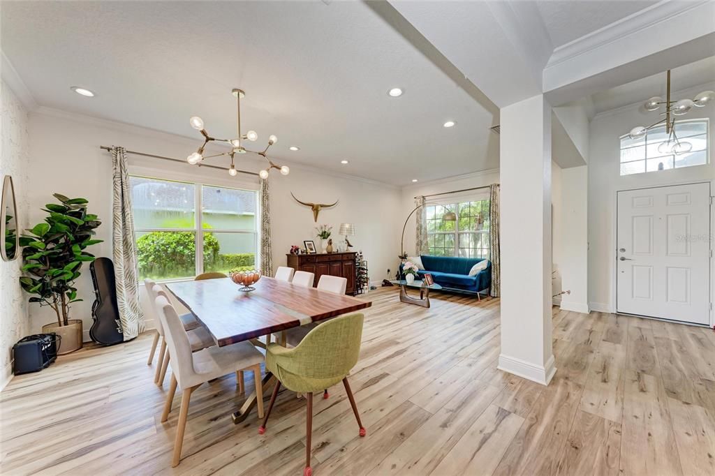 For Sale: $780,000 (5 beds, 4 baths, 3100 Square Feet)