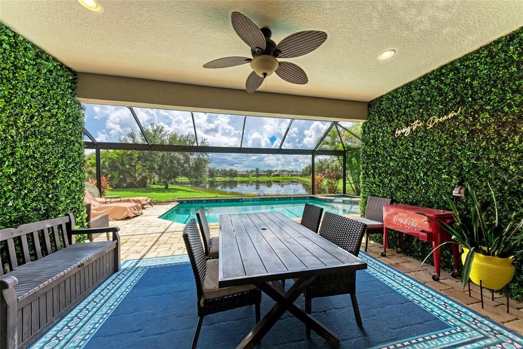 For Sale: $780,000 (5 beds, 4 baths, 3100 Square Feet)