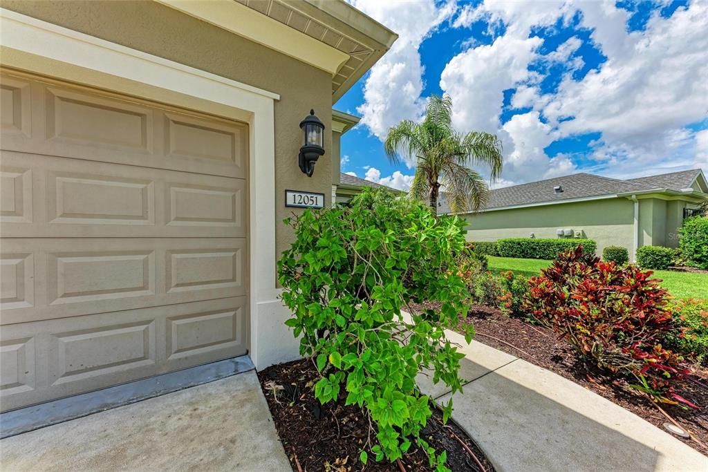 For Sale: $780,000 (5 beds, 4 baths, 3100 Square Feet)