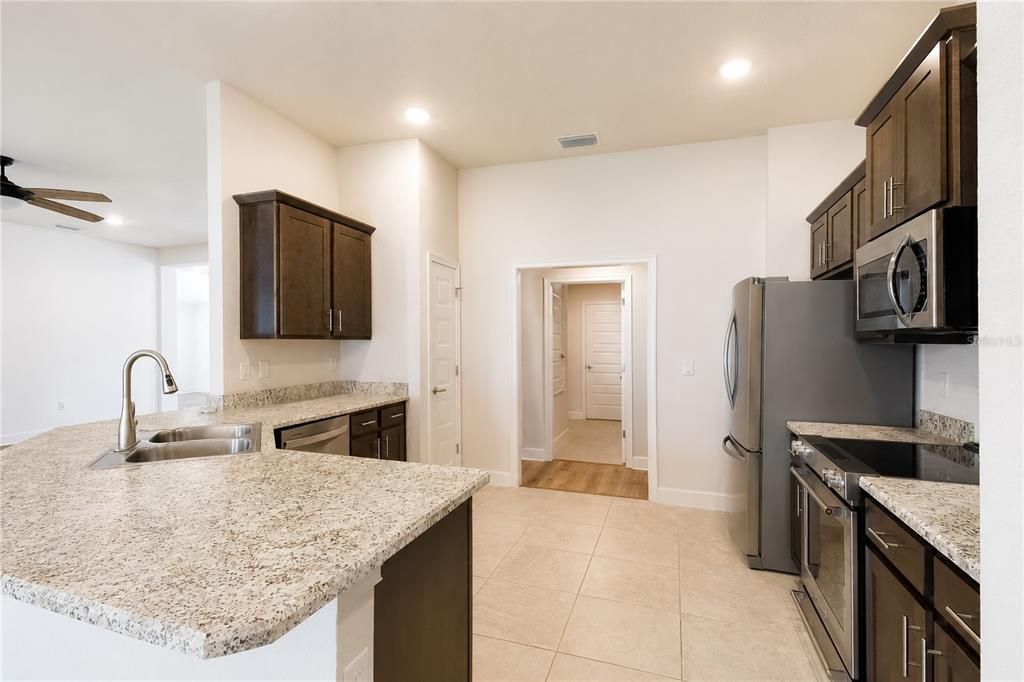 For Sale: $385,000 (4 beds, 3 baths, 2283 Square Feet)