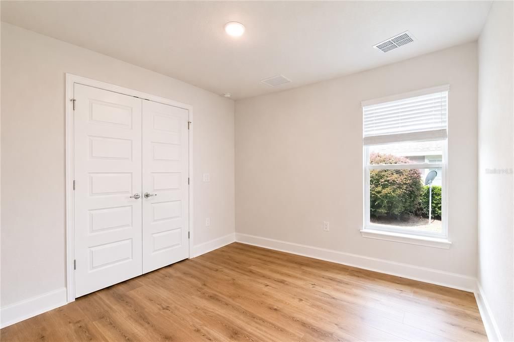 For Sale: $385,000 (4 beds, 3 baths, 2283 Square Feet)