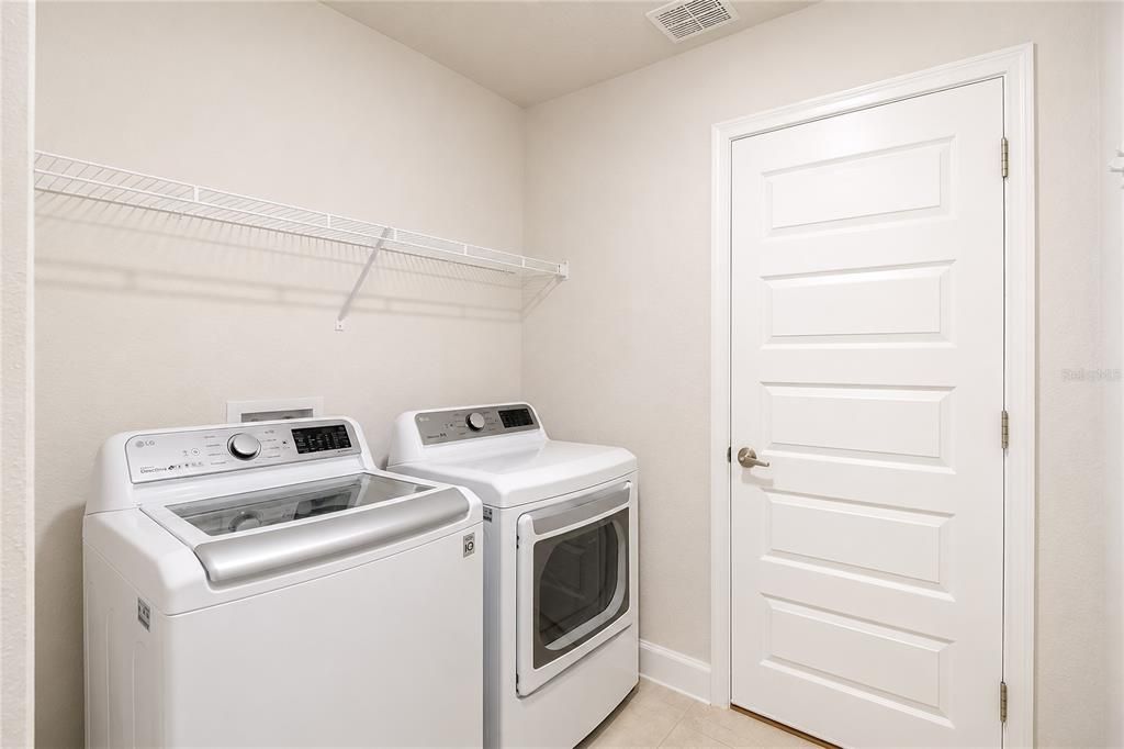 For Sale: $385,000 (4 beds, 3 baths, 2283 Square Feet)