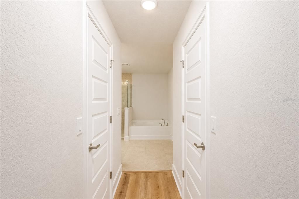 For Sale: $385,000 (4 beds, 3 baths, 2283 Square Feet)