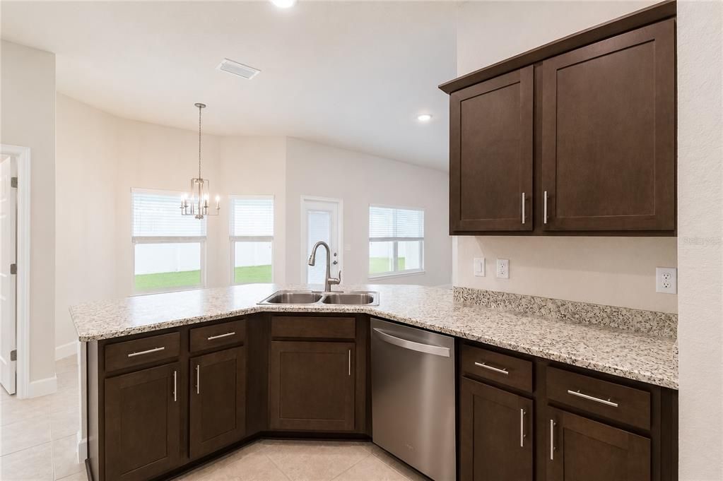 For Sale: $385,000 (4 beds, 3 baths, 2283 Square Feet)