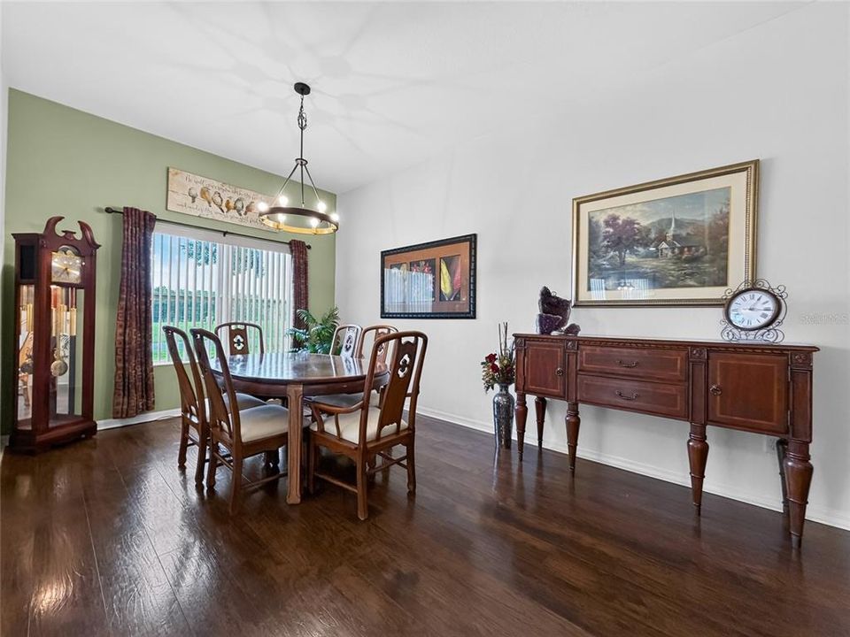 На продажу: $325,000 (3 спален, 2 ванн, 1979 Квадратных фут)