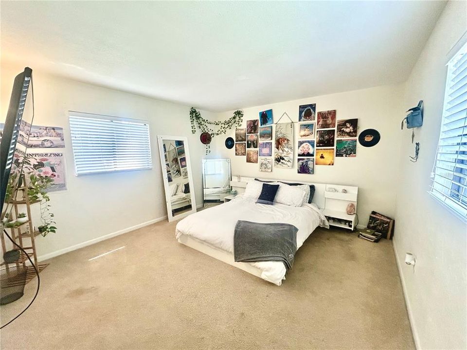 For Sale: $159,000 (3 beds, 2 baths, 1242 Square Feet)