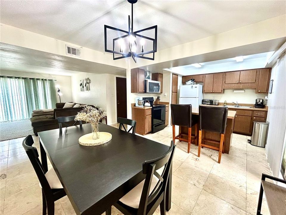 For Sale: $159,000 (3 beds, 2 baths, 1242 Square Feet)