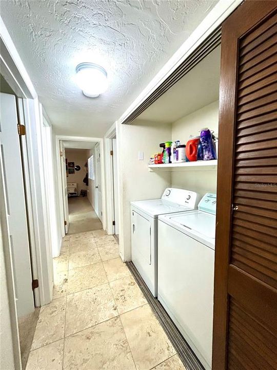 For Sale: $159,000 (3 beds, 2 baths, 1242 Square Feet)